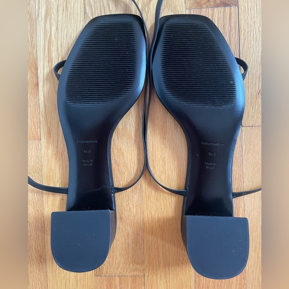 Reformation Alani Block Heel Sandal - Picture 2 of 11